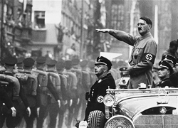 Адольф Гитлер - лидер нацистского движения в Германии
